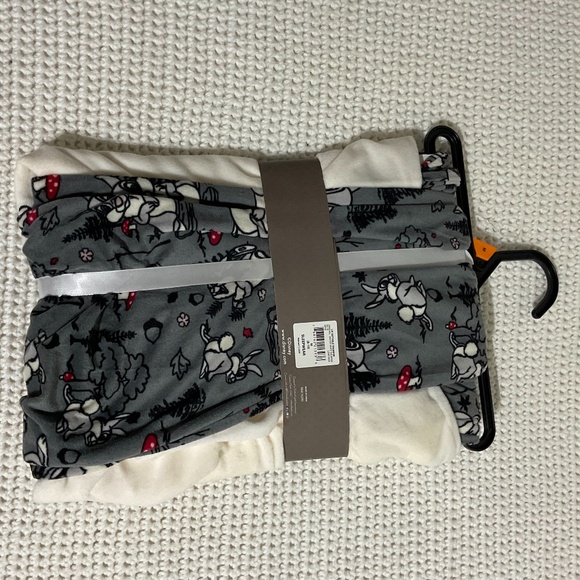 Disney pajama set women M medium 3 pieces top bottom and sucks puffy soft fleece - Picture 14 of 16